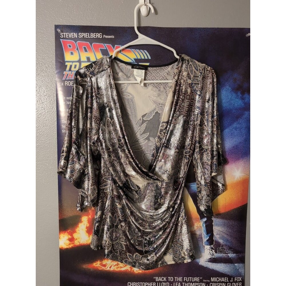 S. Levine Plunge Neck Shiny Blouse Women's Size S